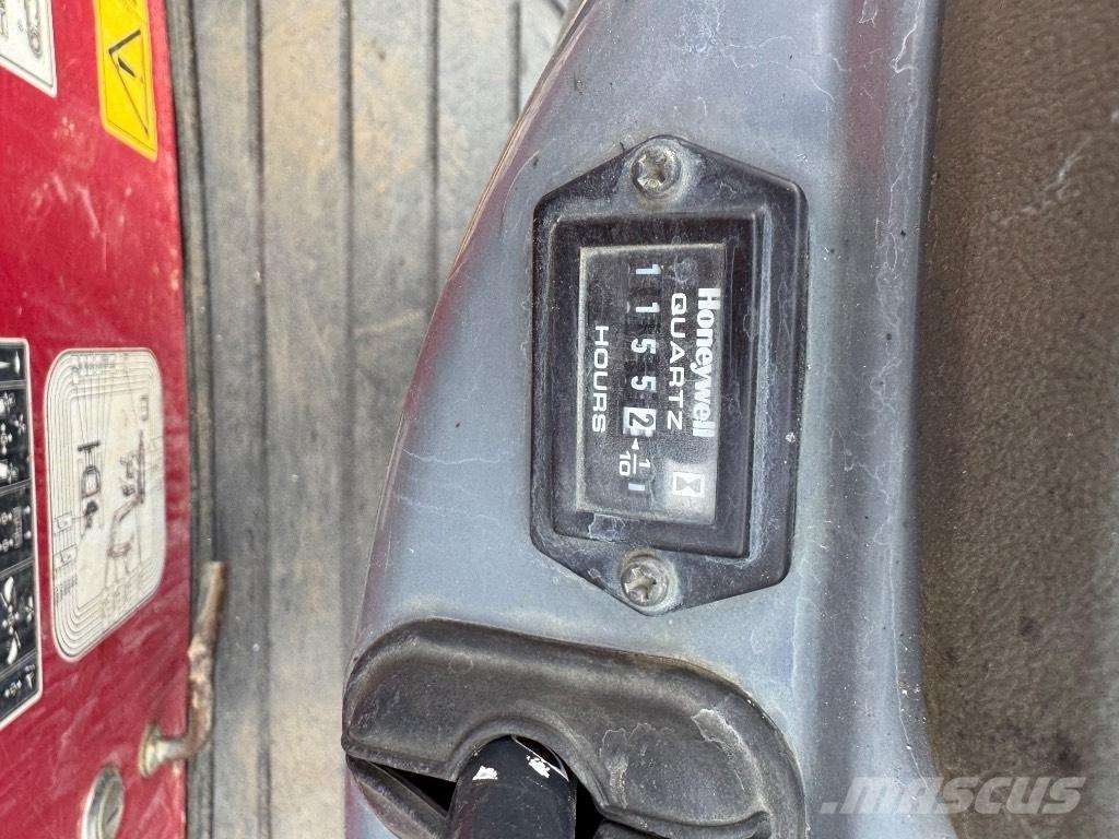 Yanmar SV08 (1D477) Miniescavadeiras