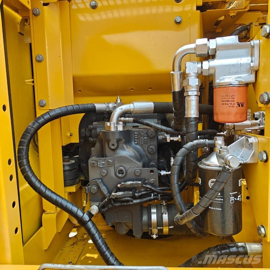 Komatsu 130-7 Escavadeiras de esteiras