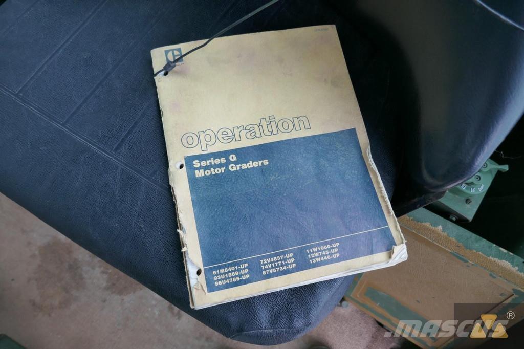 CAT 130G Ex-army Motoniveladoras