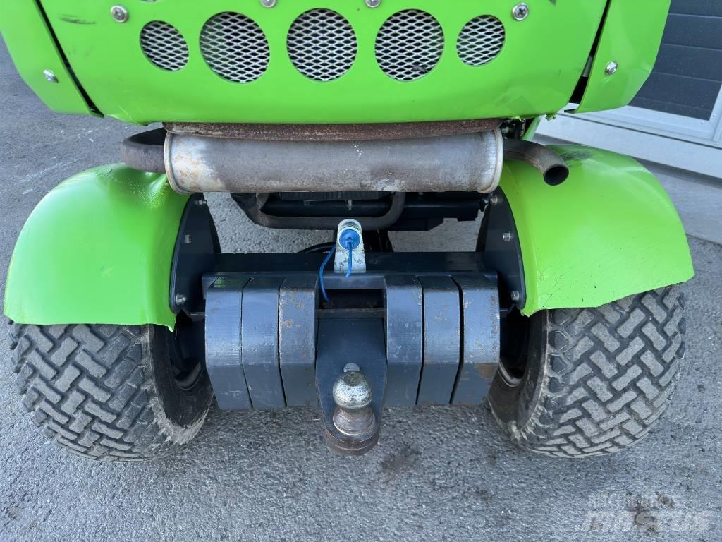 Avant 220 Minicarregadeiras