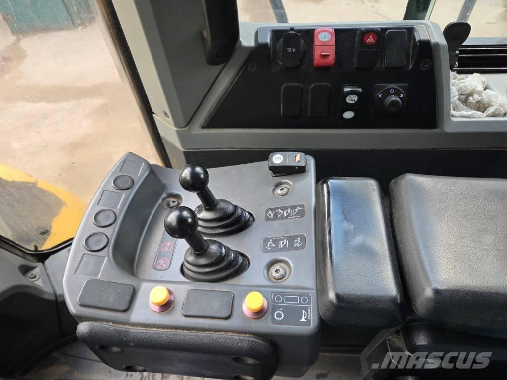 CAT 962 M Carregadeiras de rodas