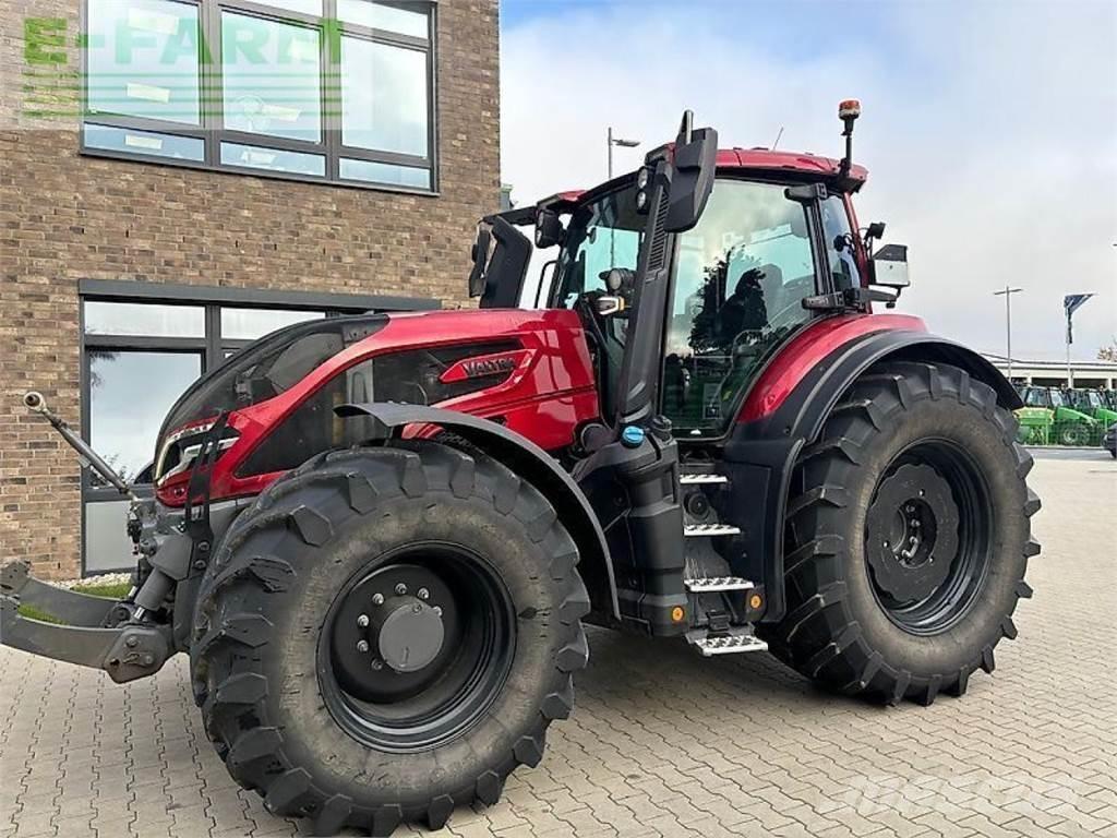 Valtra q265 Tratores Agrícolas usados