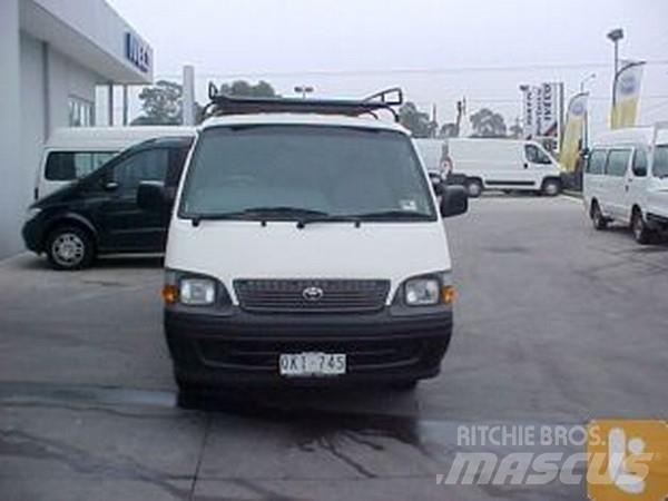 Toyota HIACE RZH103R Carrinhas de caixa fechada