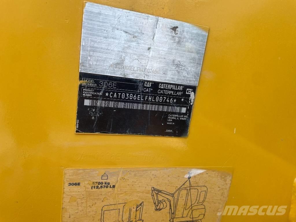 CAT 306 Miniescavadeiras