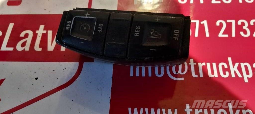 Scania R 440.   1870912 Cabines e interior