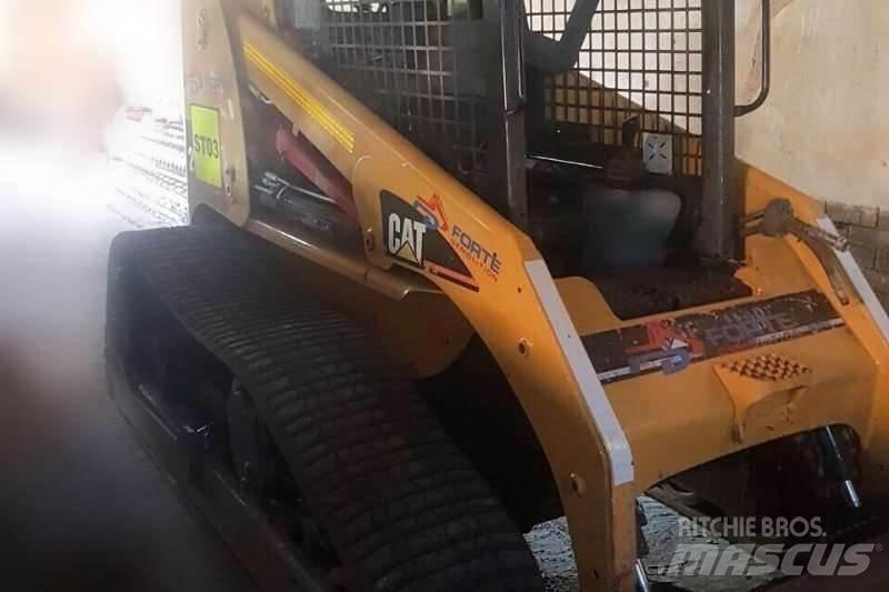 CAT Bobcat Outros Camiões