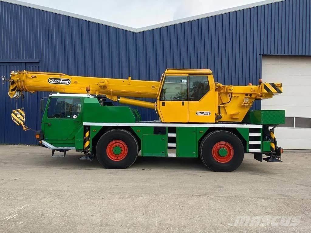 Liebherr LTM1030-2 Gruas Todo terreno