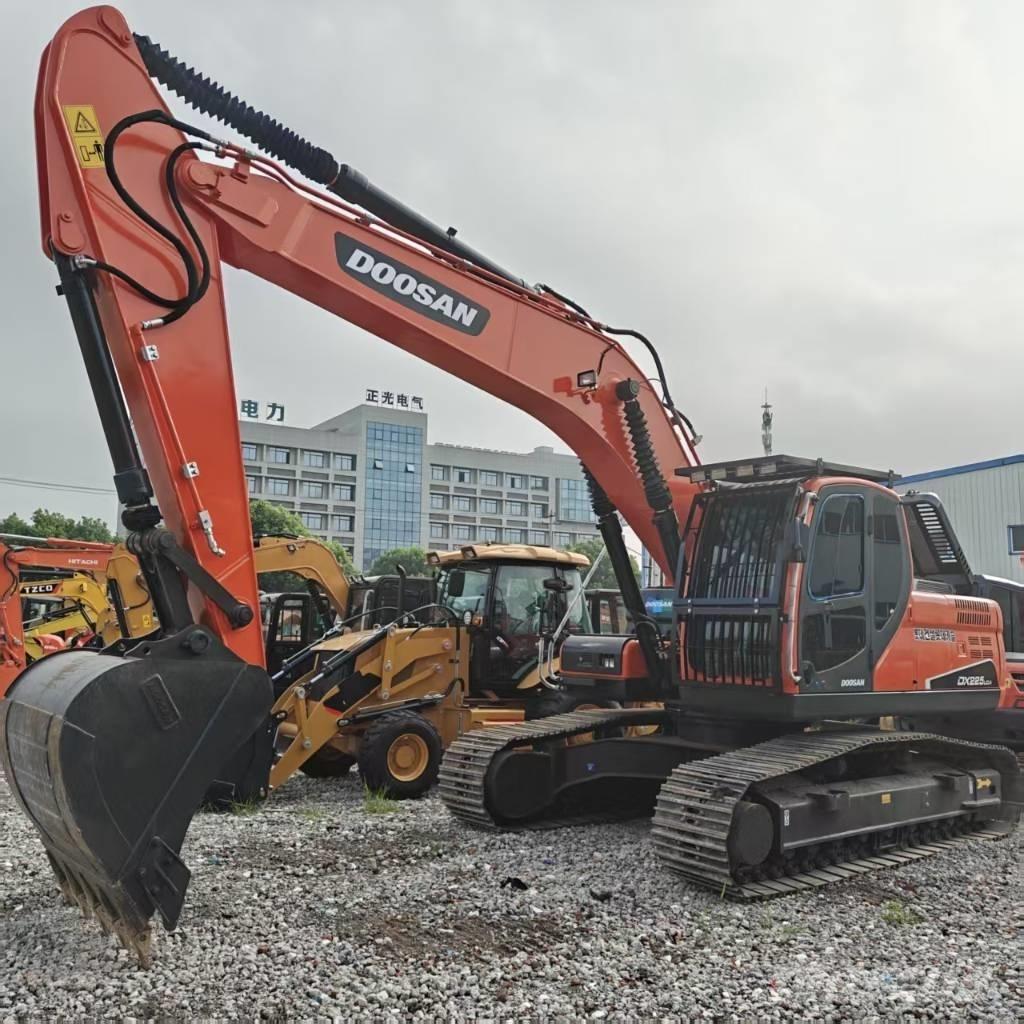 Doosan DX 225 LCA Escavadeiras de esteiras