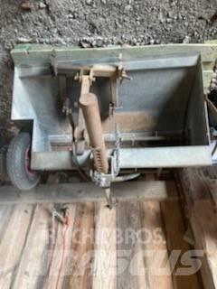 Fjärås 250/1100 Espalhadores de areia e sal