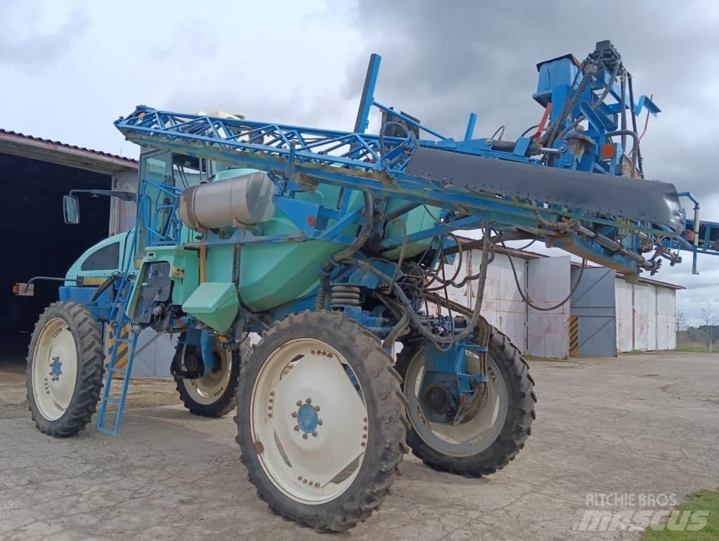 Berthoud UTL 4000 Pulverizadores Automotrizes