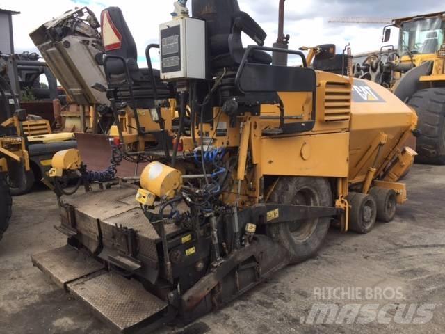 CAT AP 300 Espalhadoras de asfalto