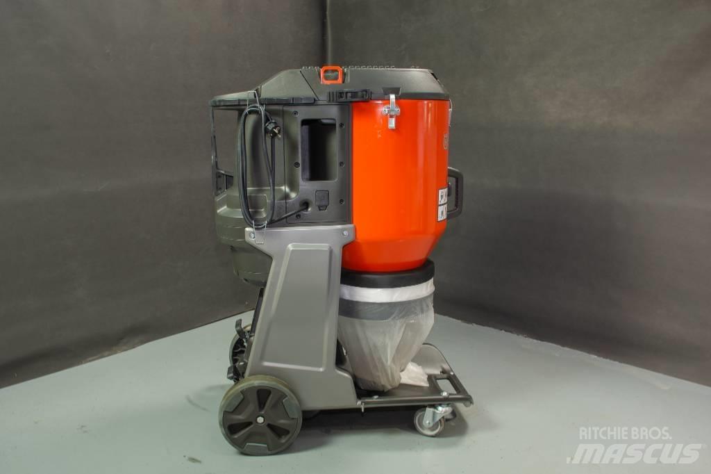 Husqvarna DE120 Construção - Outros
