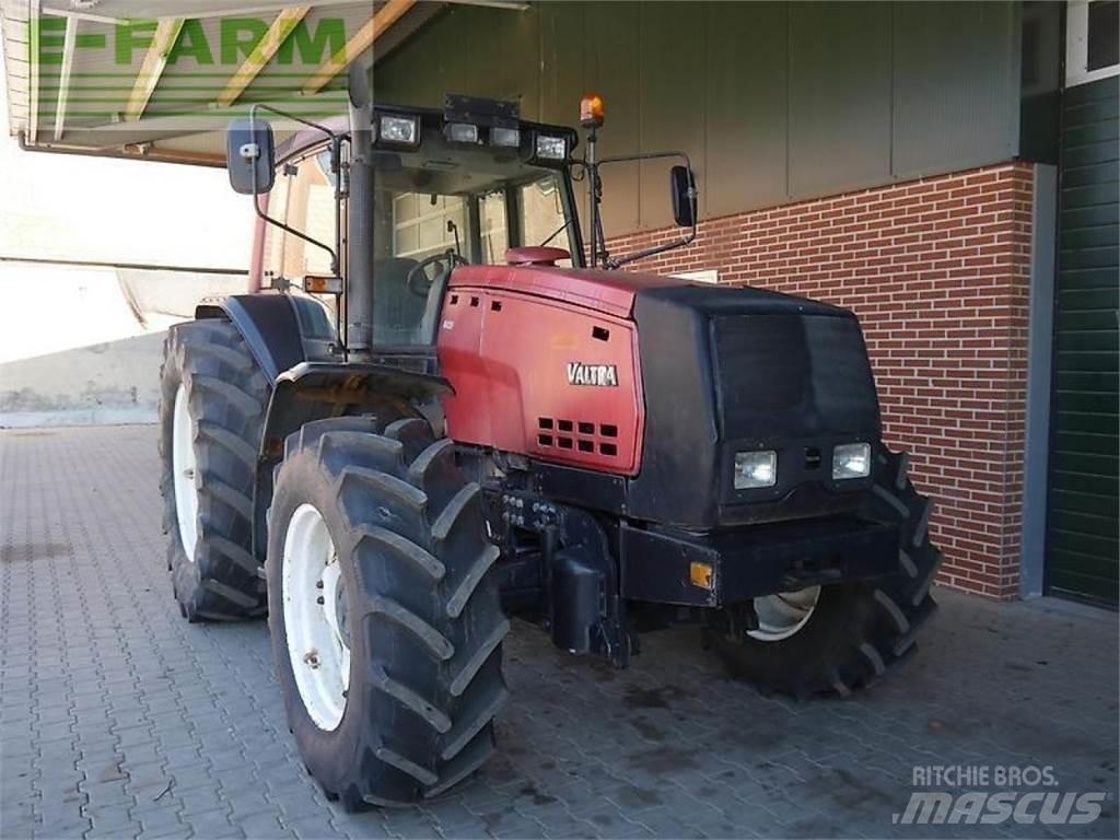 Valtra 8450 Tratores Agrícolas usados