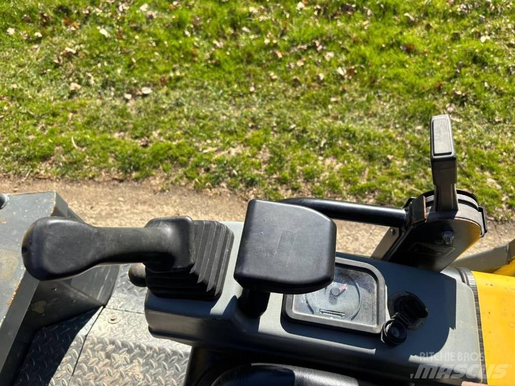Wacker Neuson DT 23 Dumpers de rastos