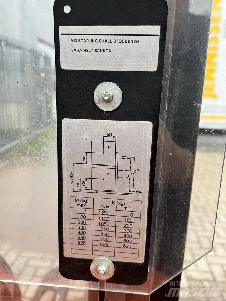 BT SPE 125 Empilhador para operador externo
