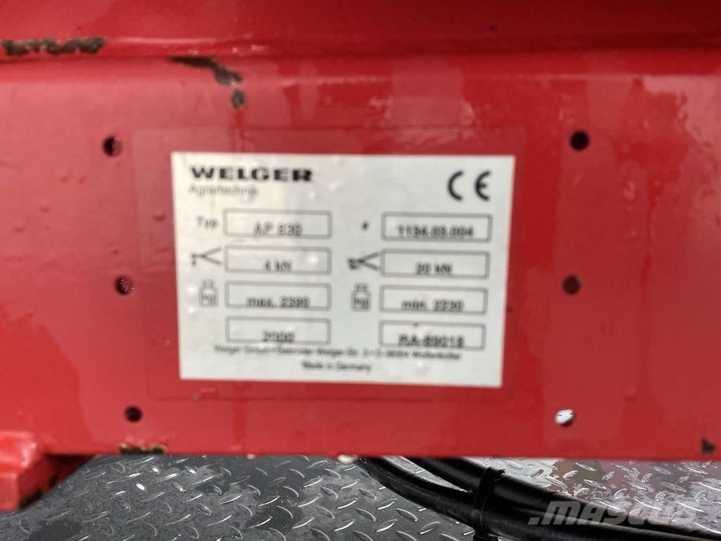 Welger AP 830 Enfardadeira de fardos quadrados