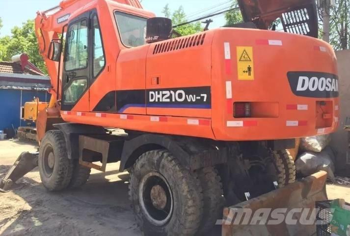 Doosan DH210W-7 Escavadoras de rodas