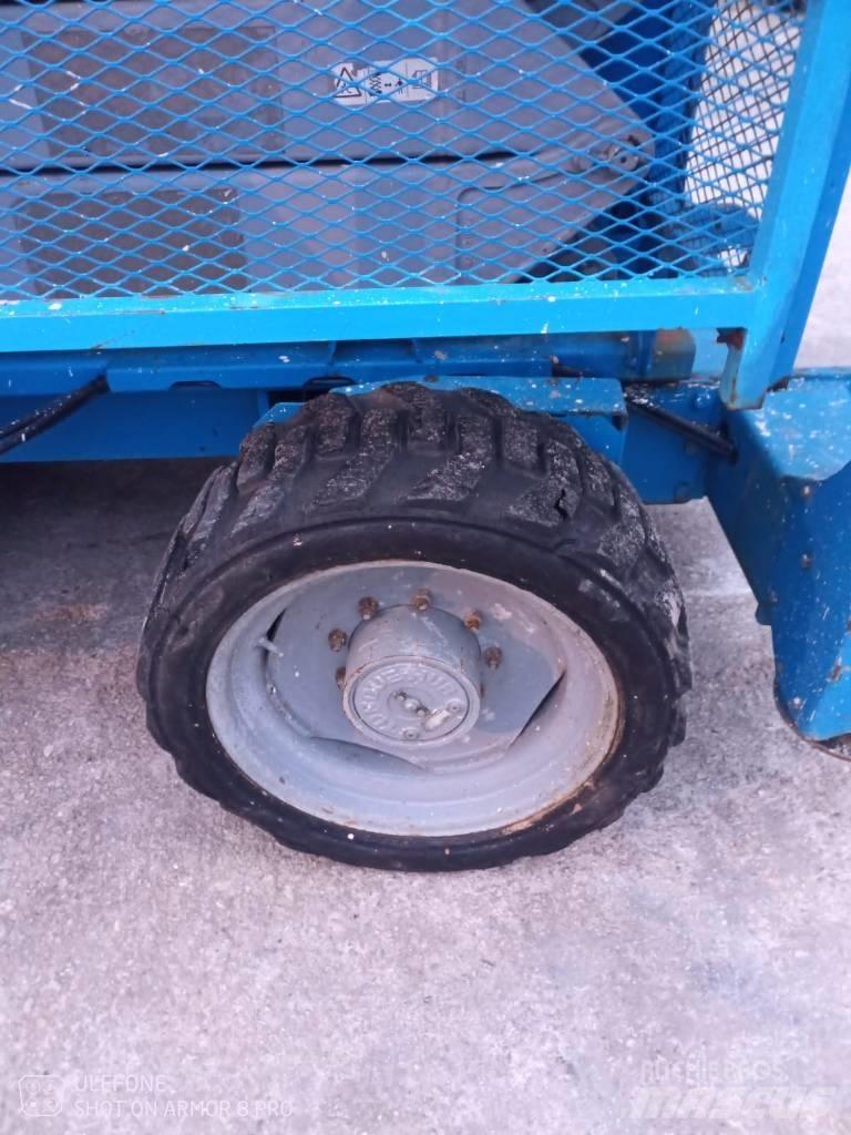 Genie GS 4390 RT Elevadores de tesoura
