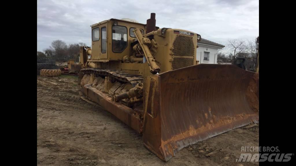 CAT D 9 G Dozers - Tratores rastos