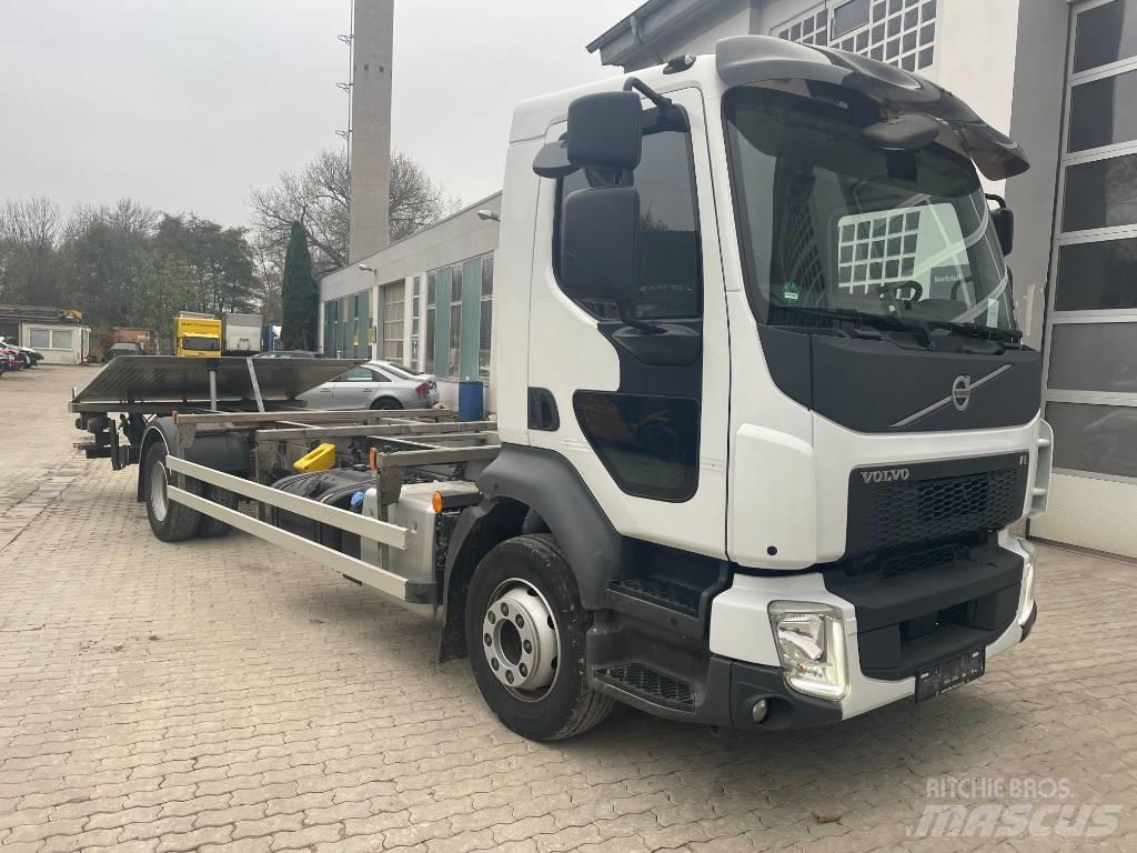 Volvo FL 250 Camiões multibenne