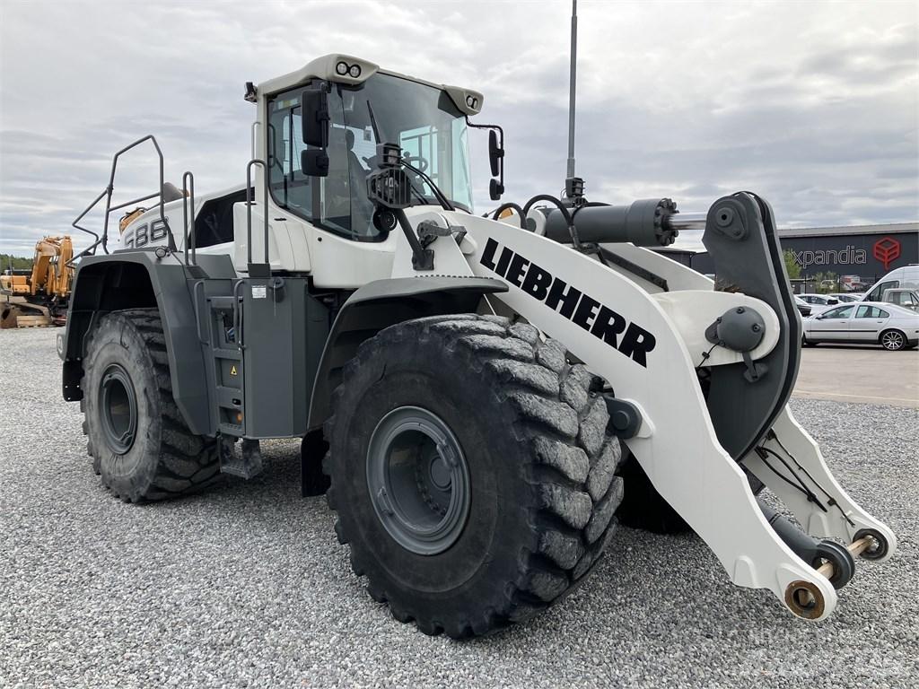 Liebherr L586 Xpower Carregadeiras de rodas