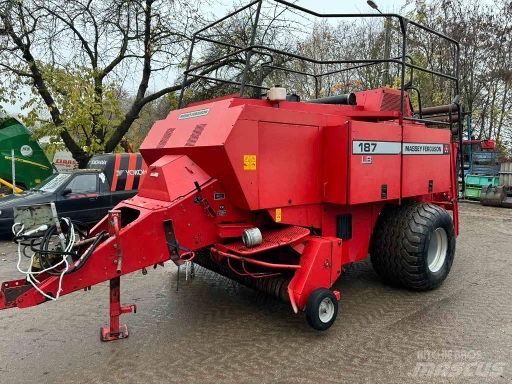 Massey Ferguson 187 Enfardadeira de fardos quadrados