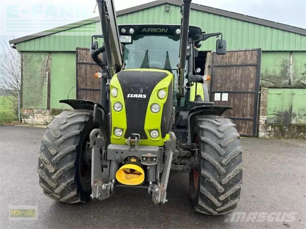 CLAAS arion 620 Tratores Agrícolas usados
