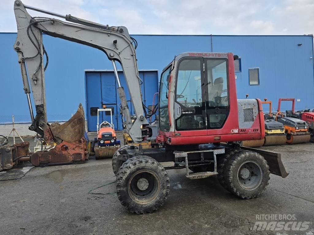 Takeuchi TB070W Escavadoras de rodas