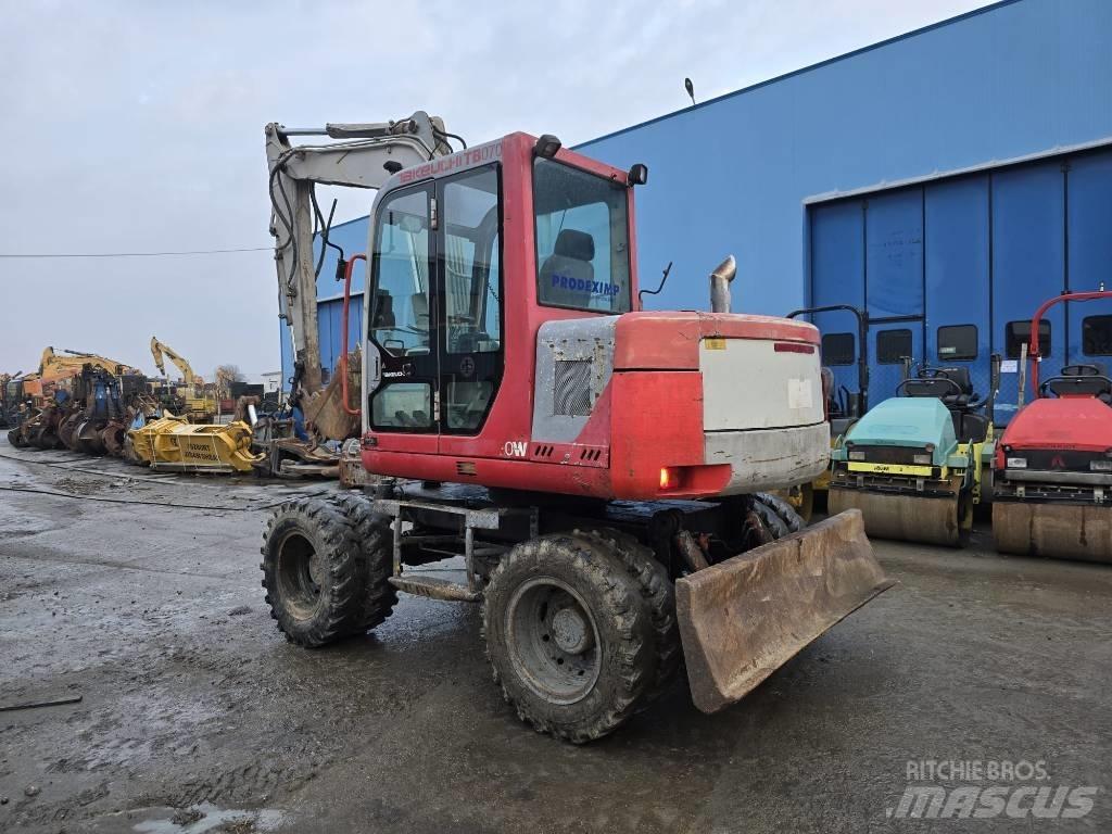Takeuchi TB070W Escavadoras de rodas