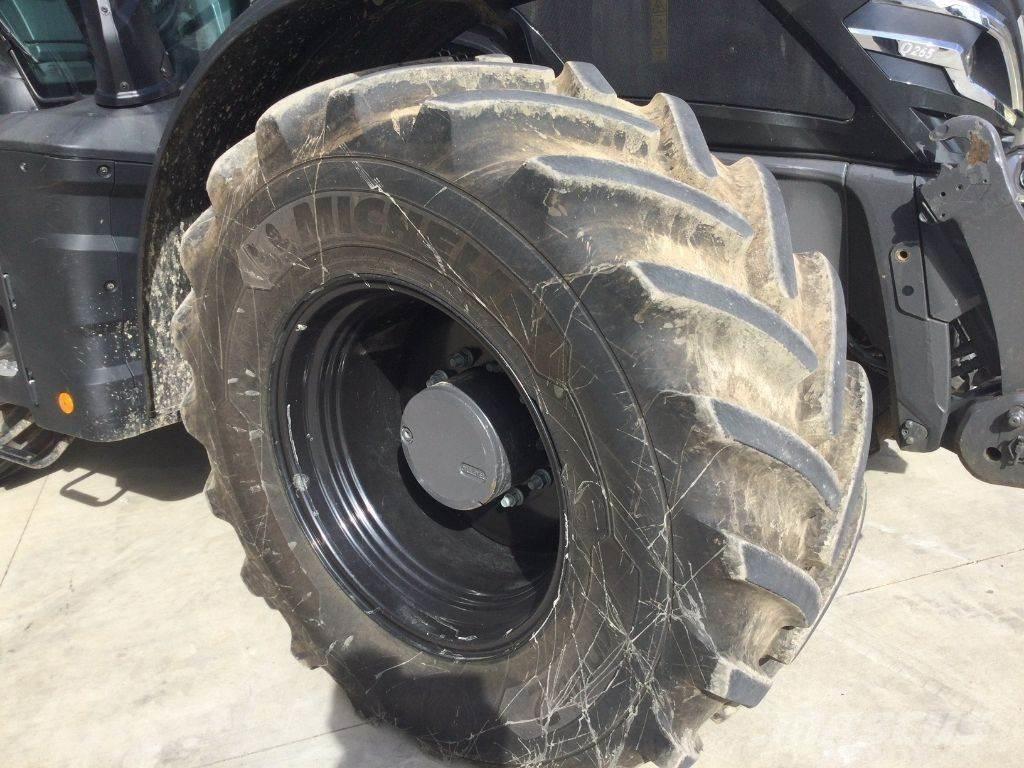 Valtra Q265 Tratores Agrícolas usados