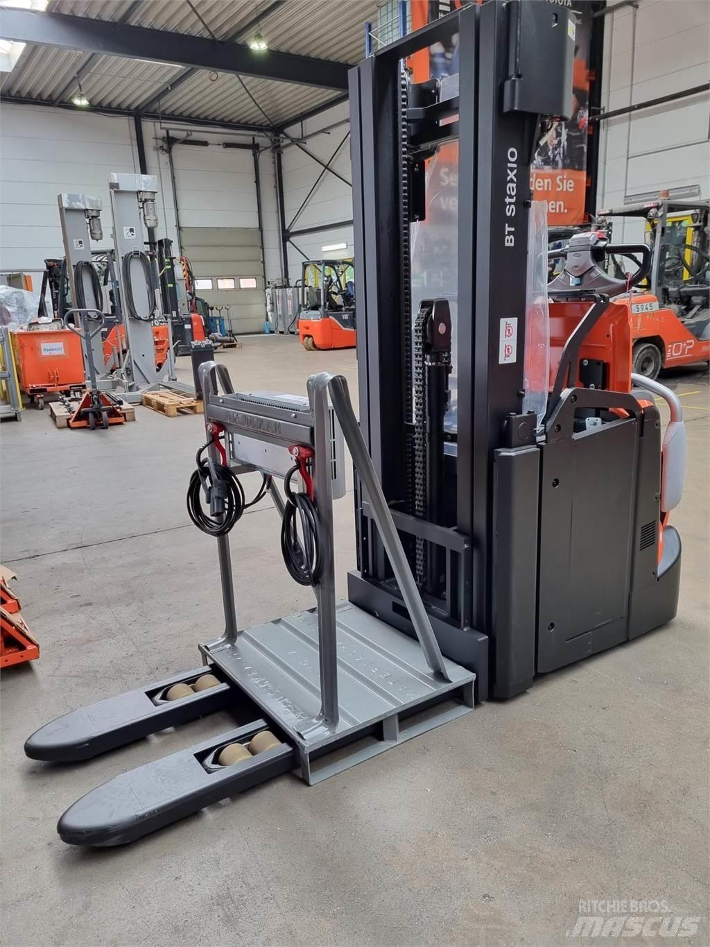 Toyota BT SPE160L Empilhador para operador externo