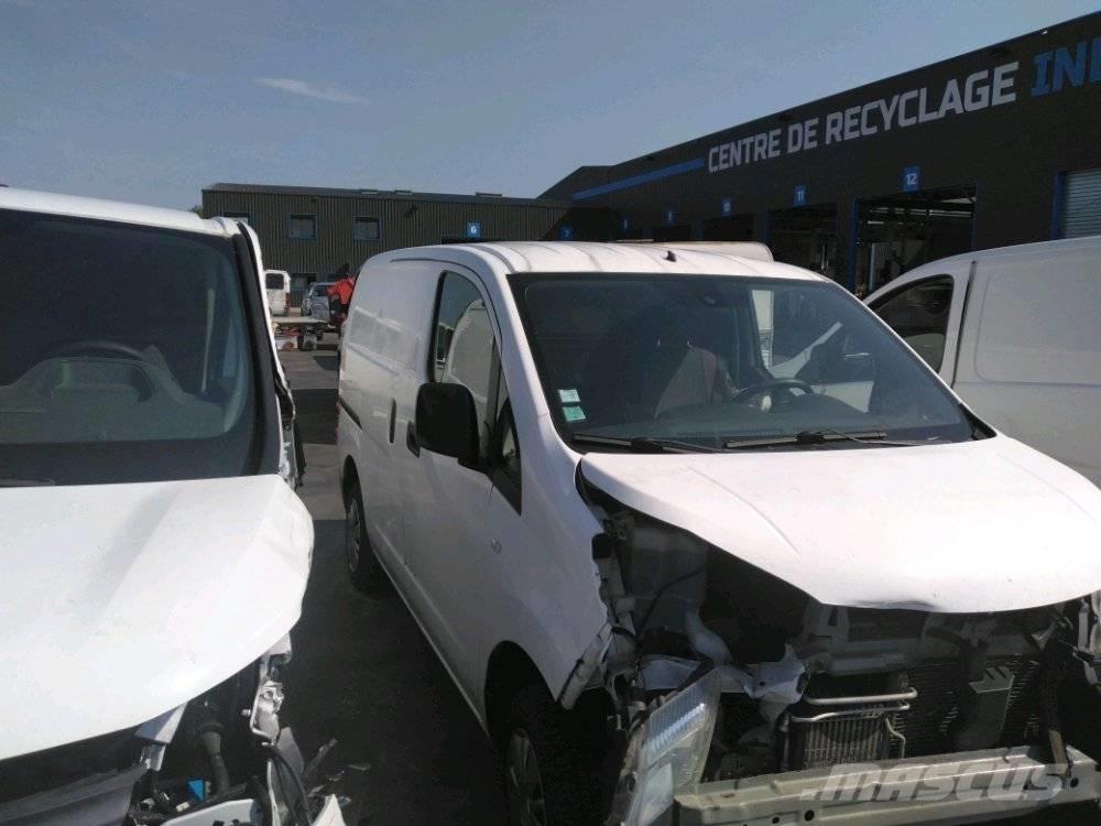 Nissan NV 200 Carrinhas de caixa fechada
