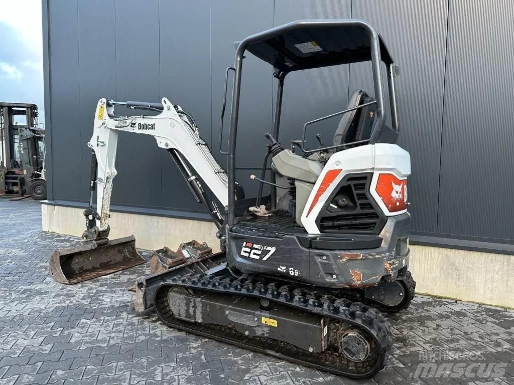 Bobcat E27 Miniescavadeiras