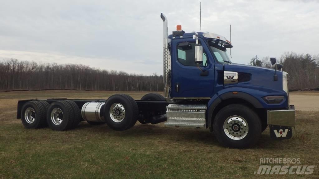 Western Star 49 X Camiões de chassis e cabine