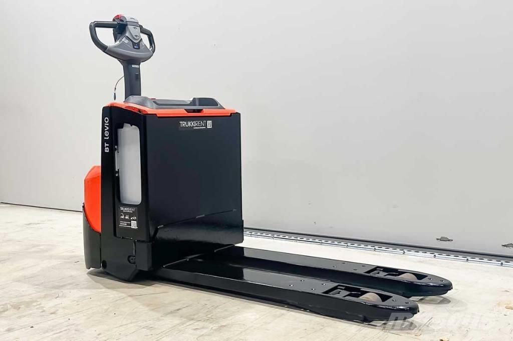 Toyota LWE 200 Porta palettes