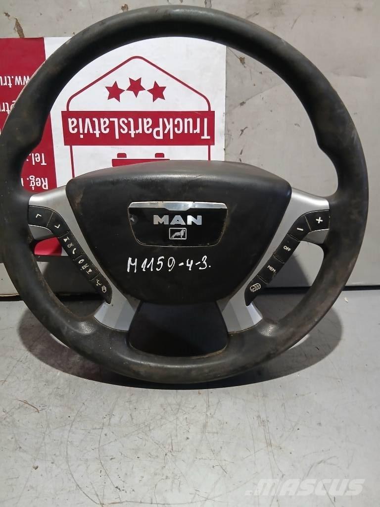 MAN TGX    81464306027 Cabines e interior