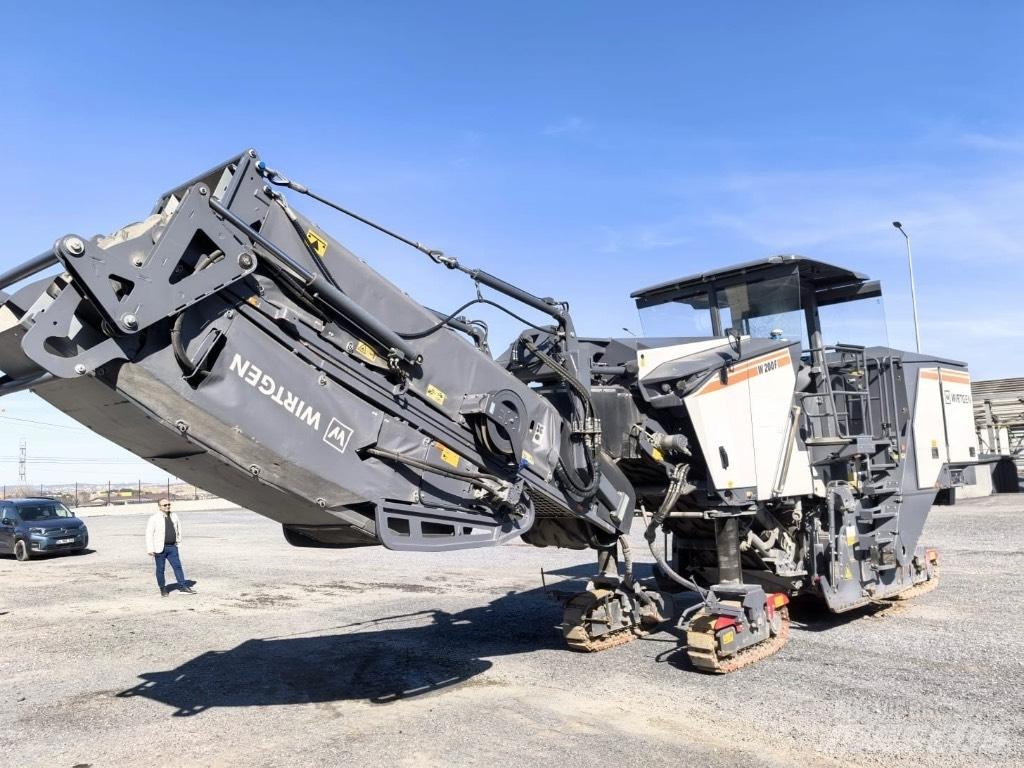 Wirtgen W200F Moinhos de asfalto a frio