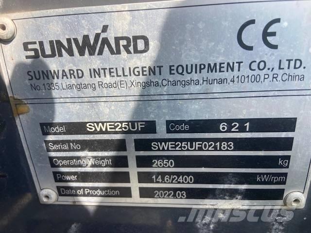 Sunward SWE 25 UF Miniescavadeiras