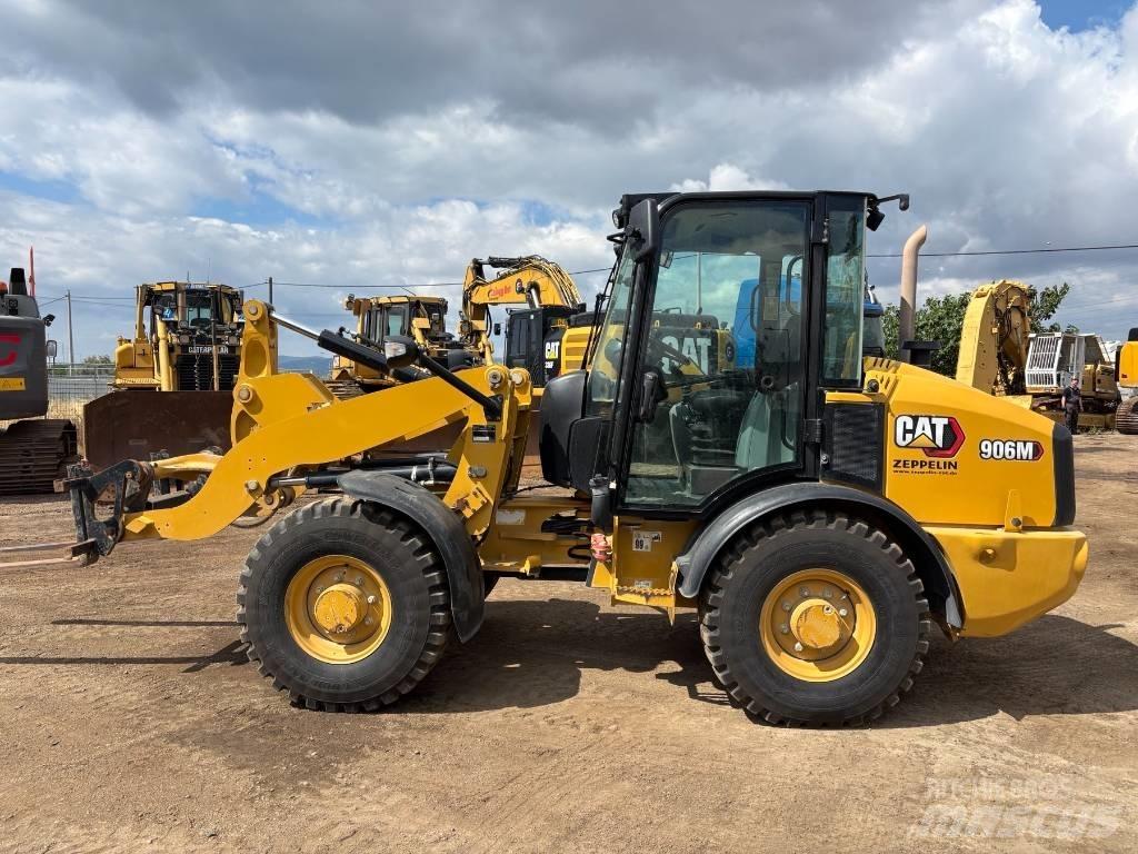 CAT 906 M Carregadeiras de rodas