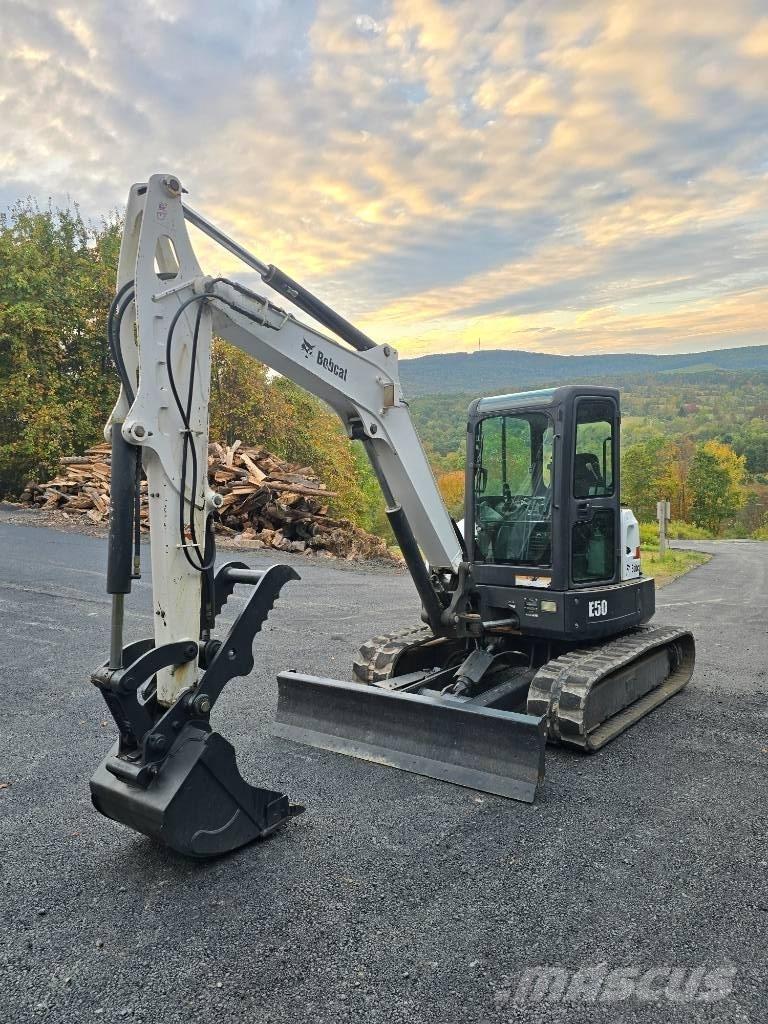 Bobcat E50 Miniescavadeiras