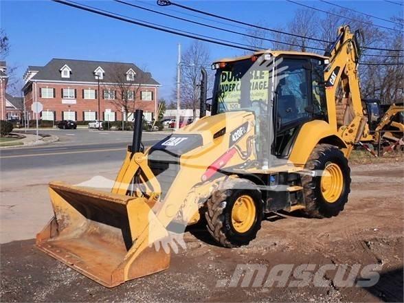 CAT 420F2 Retroescavadeiras