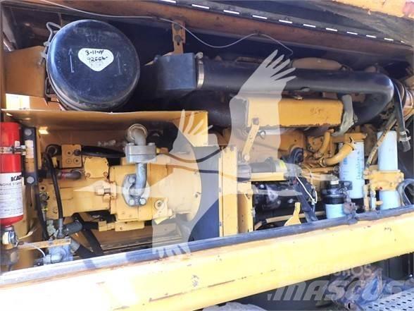 CAT M320 Escavadoras de rodas