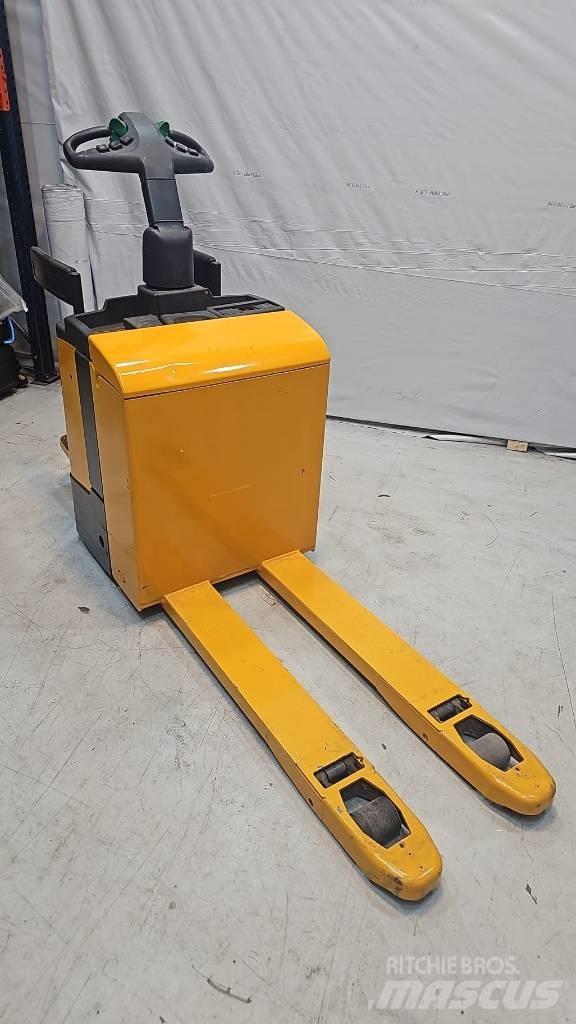 Jungheinrich ERE 120 Porta-paletes com plataforma