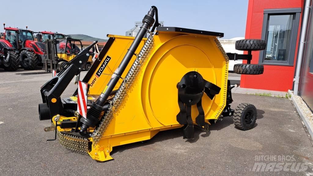 McConnel TUFFCUT 480 Gadanheiras e cortadores de folhas para pastos