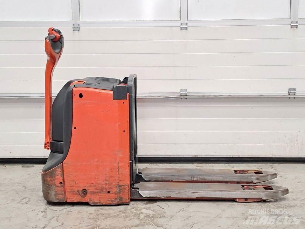 Linde T16L Porta palettes