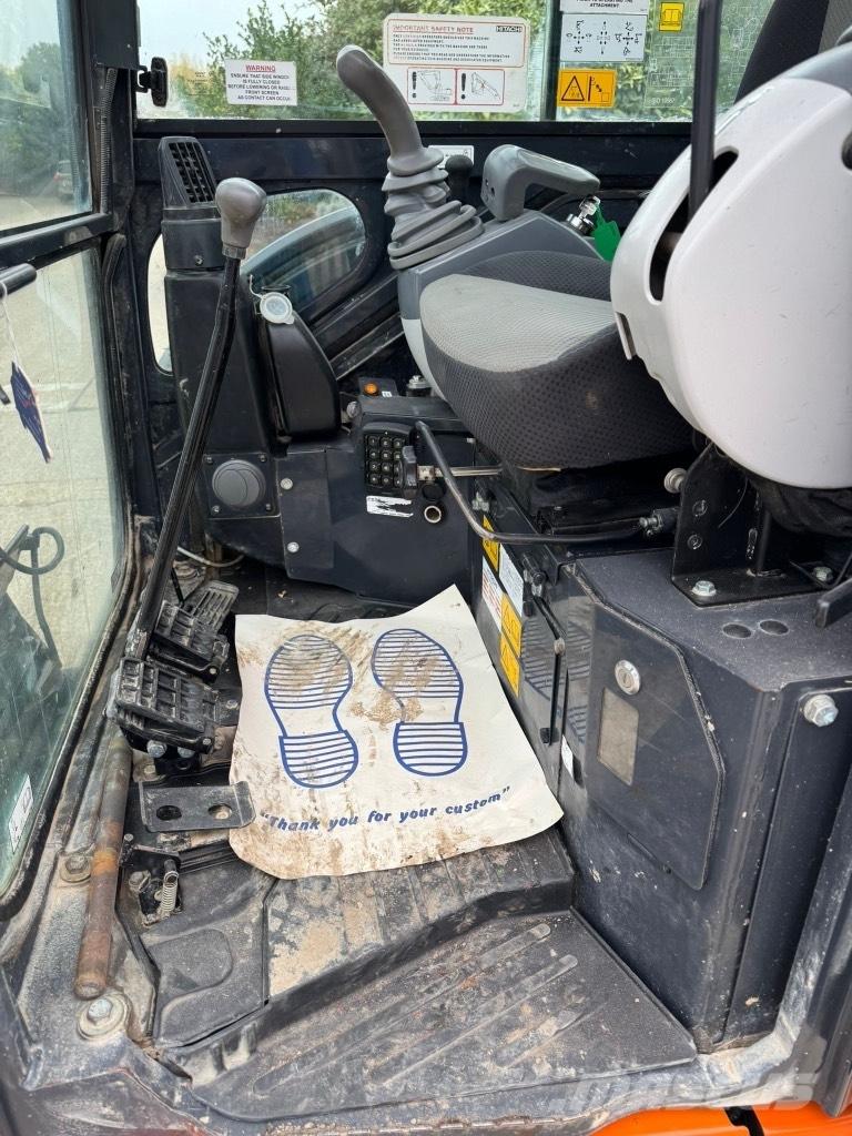 Hitachi zx26 Miniescavadeiras