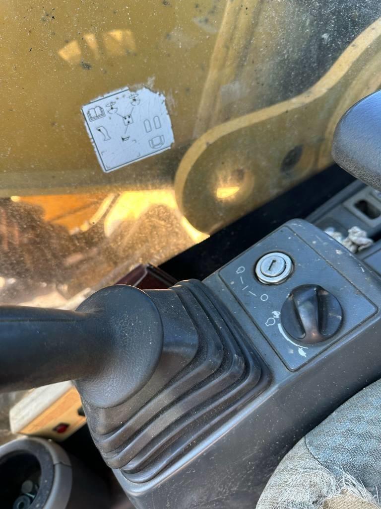 CAT 325DL Escavadeiras de esteiras