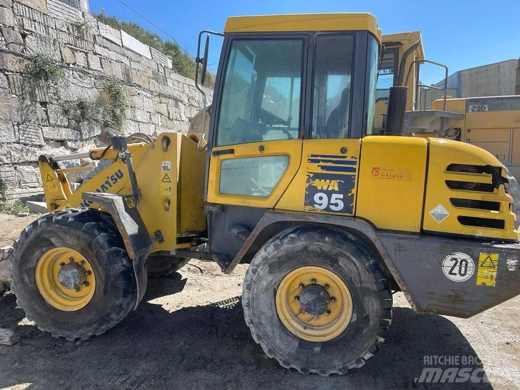 Komatsu WA95-3 Carregadeiras de rodas