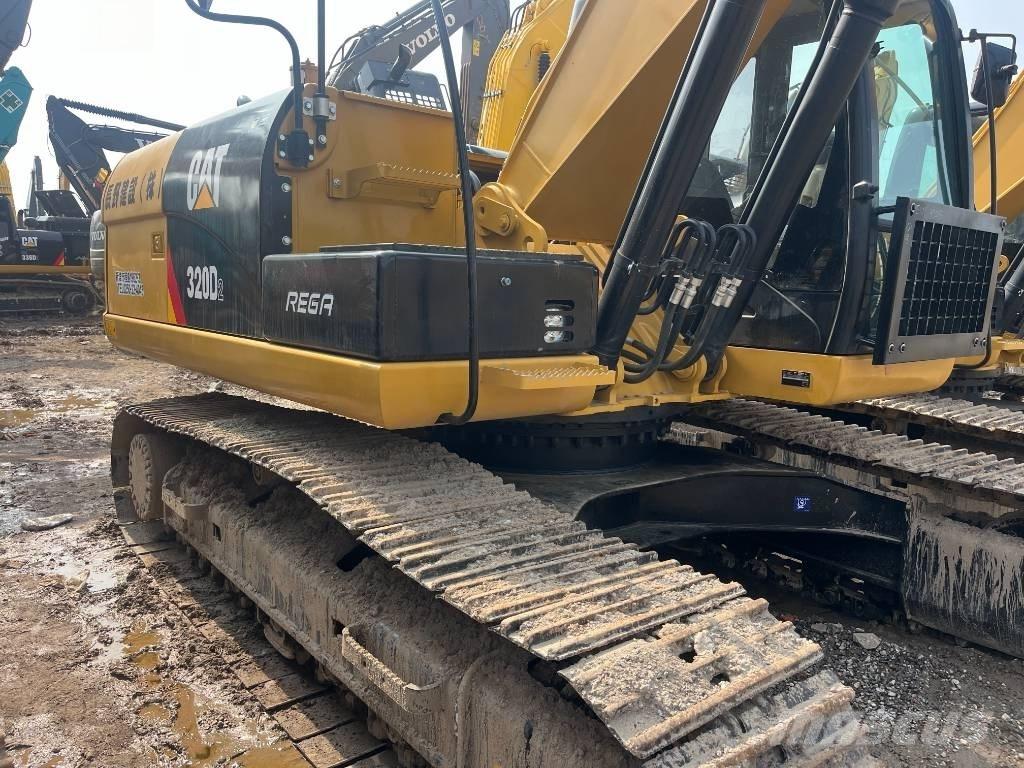 CAT 320 D Escavadeiras de esteiras