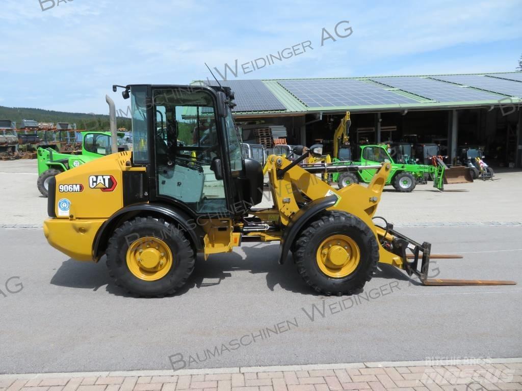 CAT 906M Carregadeiras de rodas